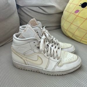 Nike Air Jordan 1